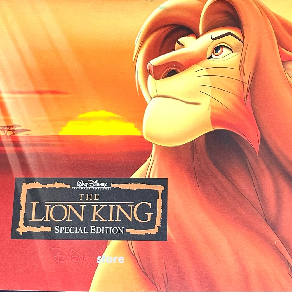 The Lion King Special Edition Posters w/set of 4 pictures. Excellent Condition